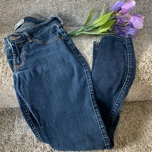 Hollister Low Rise Skinny Jeans